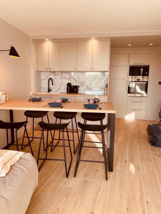 Le Cali, P2 Cabine Dans Une Residence Avec Piscine, Vue Mer Et Parking Prive La Grande-Motte Exterior photo