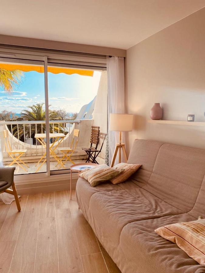 Le Cali, P2 Cabine Dans Une Residence Avec Piscine, Vue Mer Et Parking Prive La Grande-Motte Exterior photo