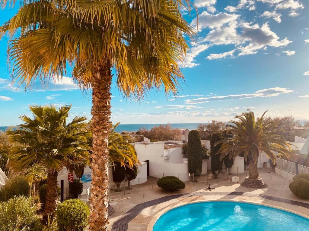 Le Cali, P2 Cabine Dans Une Residence Avec Piscine, Vue Mer Et Parking Prive La Grande-Motte Exterior photo